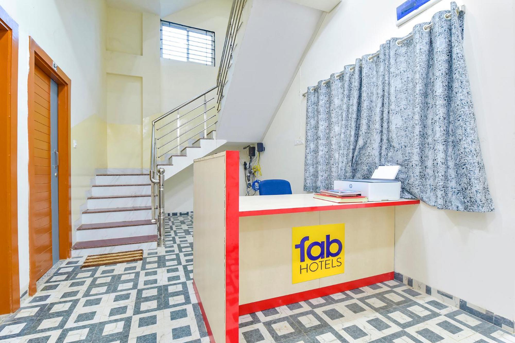 Fabhotel Grand Embassy Indore Eksteriør bilde