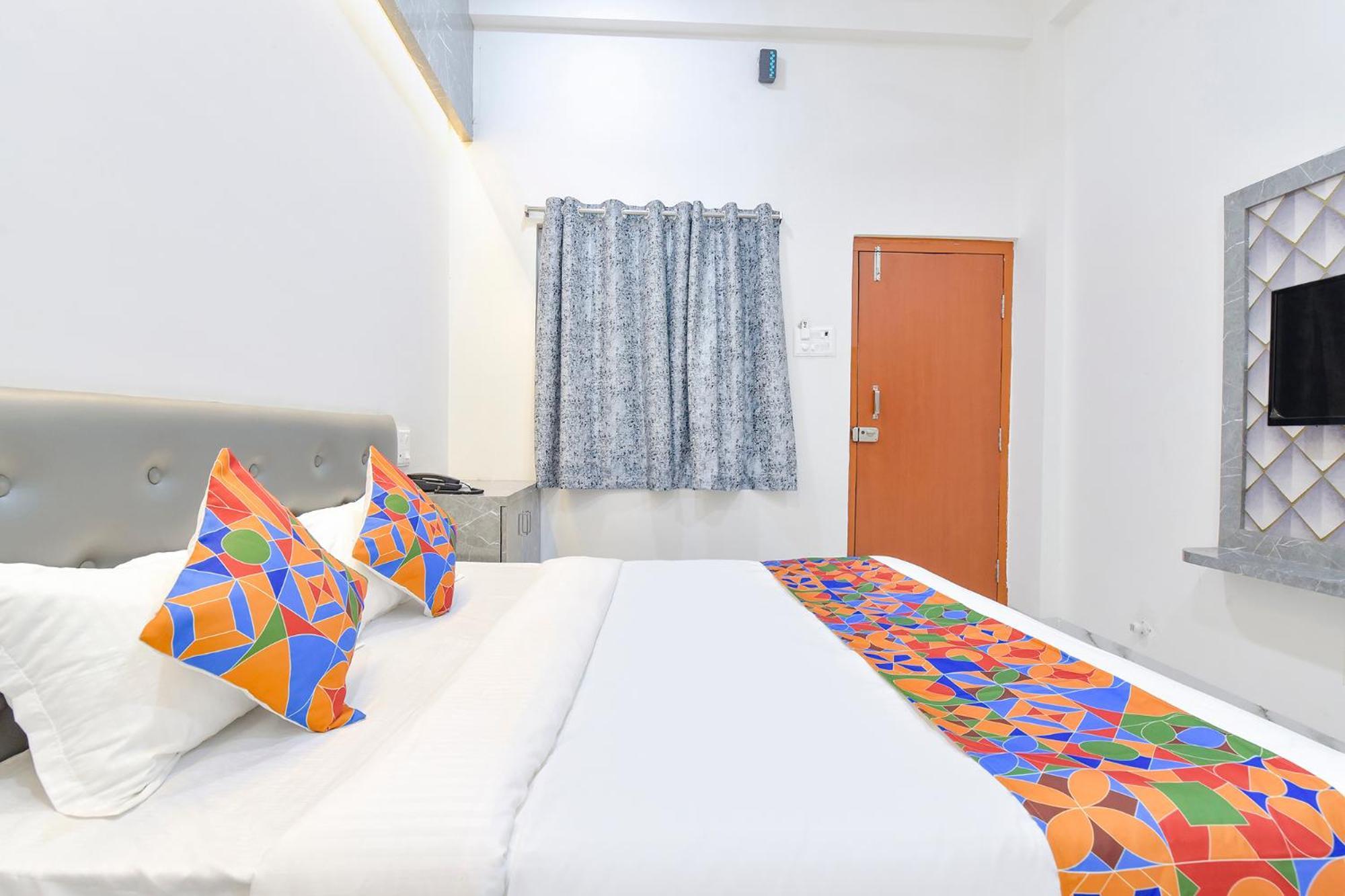 Fabhotel Grand Embassy Indore Eksteriør bilde
