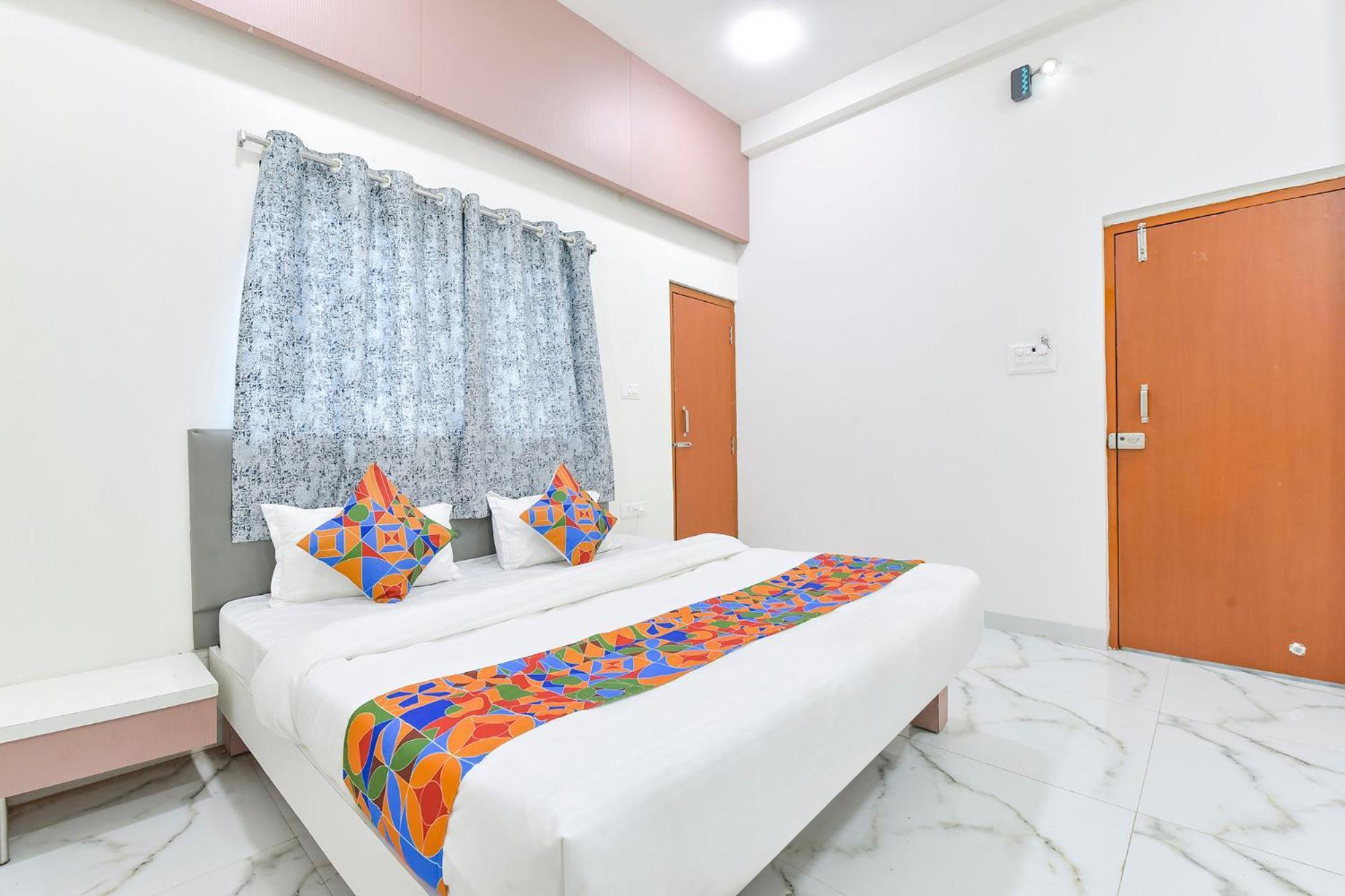 Fabhotel Grand Embassy Indore Eksteriør bilde